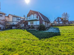 3213 Mission Beach Rd, Marysville, WA 98271