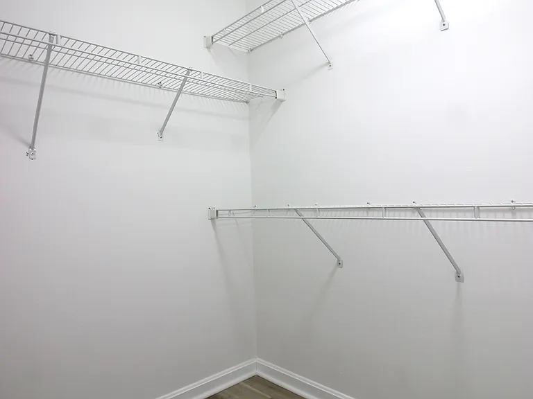 1100 Quaker Hill Dr #127 — Photo 17