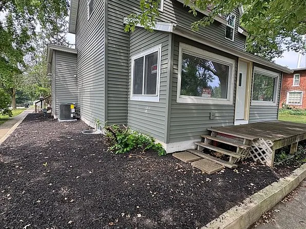 901 N Huntington St, Syracuse, IN 46567