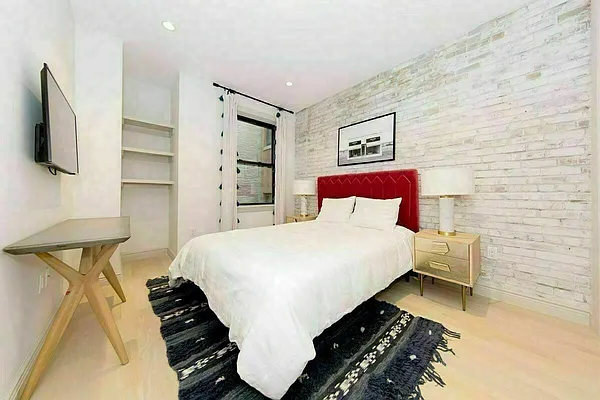 Rented by Voro New York | media 5