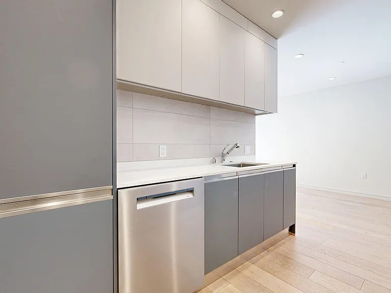 606 Capp St #105 — Photo 5
