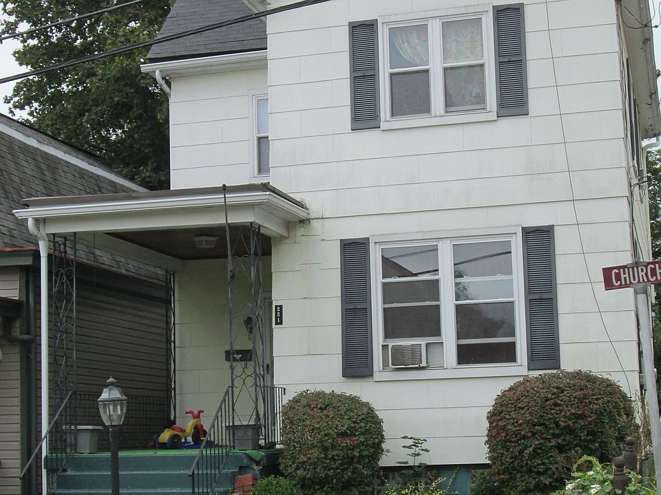 1st image of 221 Church Ave
