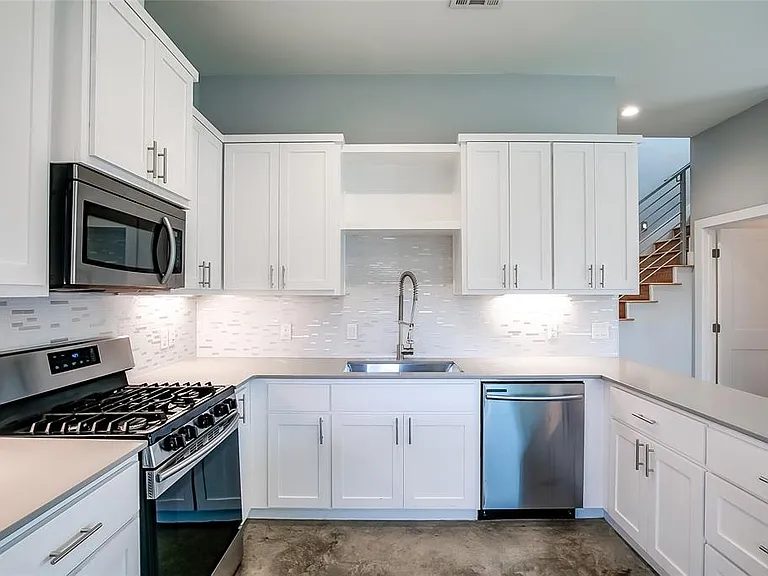 6303 Santos St #A — Photo 23