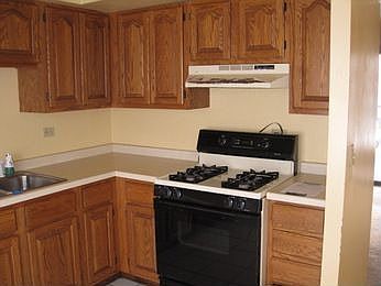 3rd image of 1988 Bennington Ct #C