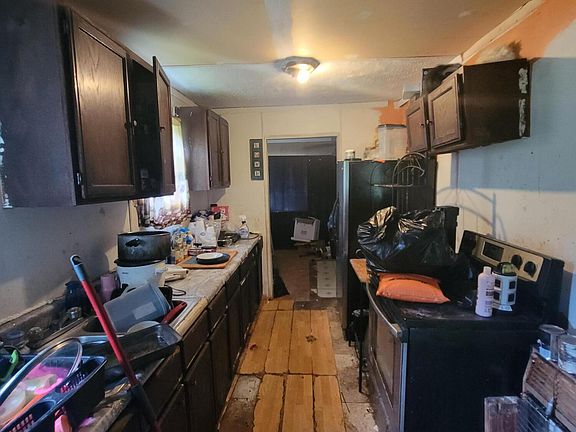 5th image of 1107 Roosevelt St