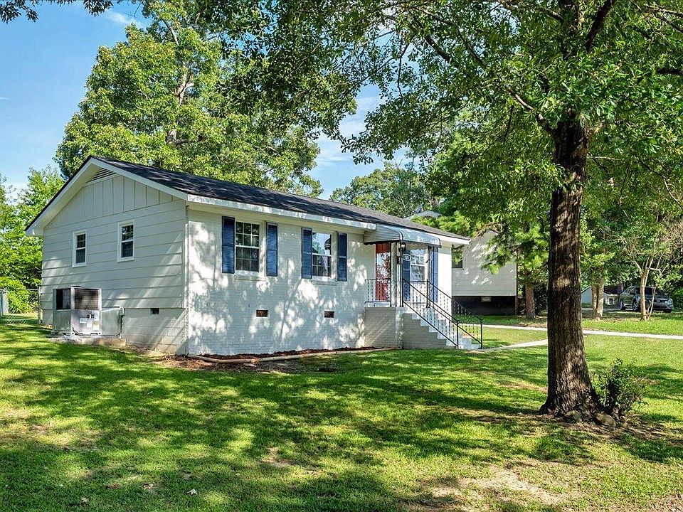 1st image of 120 Southgate Dr