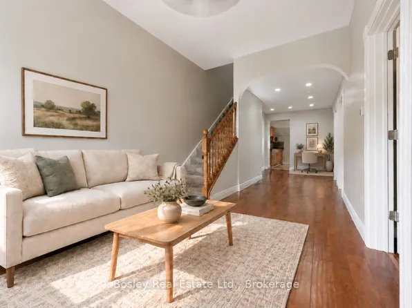 86 Alice St, Guelph, ON N1E 2Z8