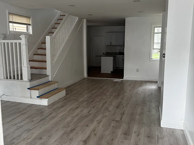 21 Dexter St — Photo 5