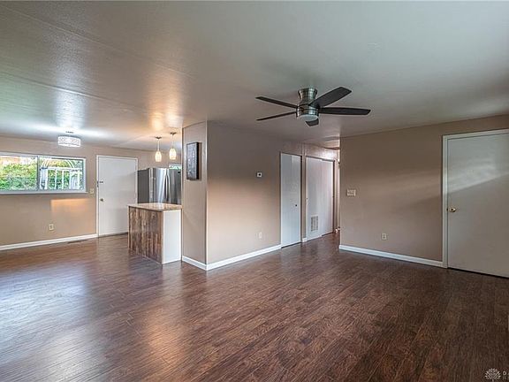 2nd image of 5412 Naples Dr