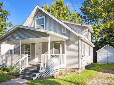 209 E Hazel St, Lansing, MI, 48910