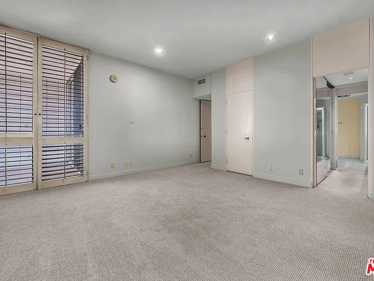 1333 S Beverly Glen Blvd #606 — Photo 19