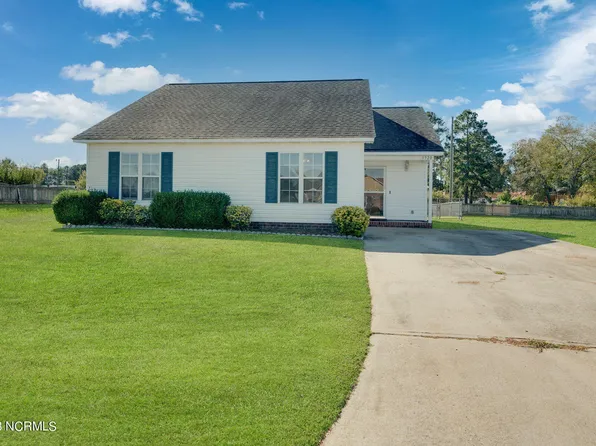 3920 Countryaire Drive, Ayden, NC 28513