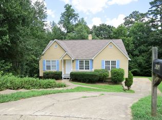 612 Dunbarton Ct, Woodstock, GA 30189