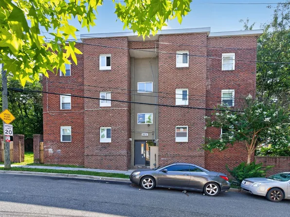 201 57th St, NE (Lee), 201 57th St NE APT 1, Washington, DC 20019