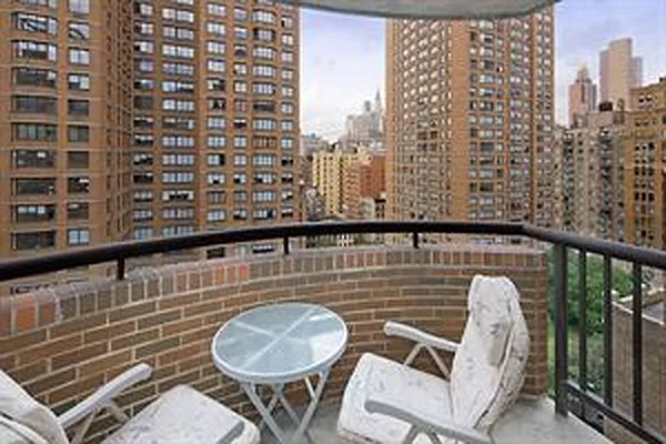 Sold by Douglas Elliman | media 12