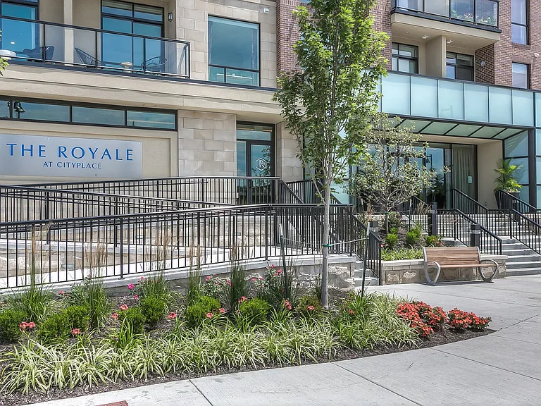 The Royale at CityPlace — Photo 20