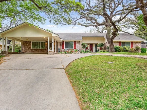 415 Broughton Dr, Woodway, TX 76712