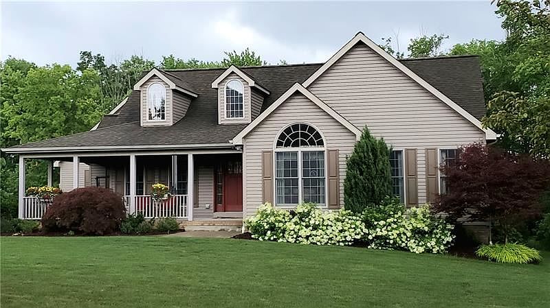 1st image of 108 Sassafras Dr