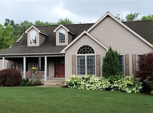 108 Sassafras Dr, Slippery Rock, PA 16057