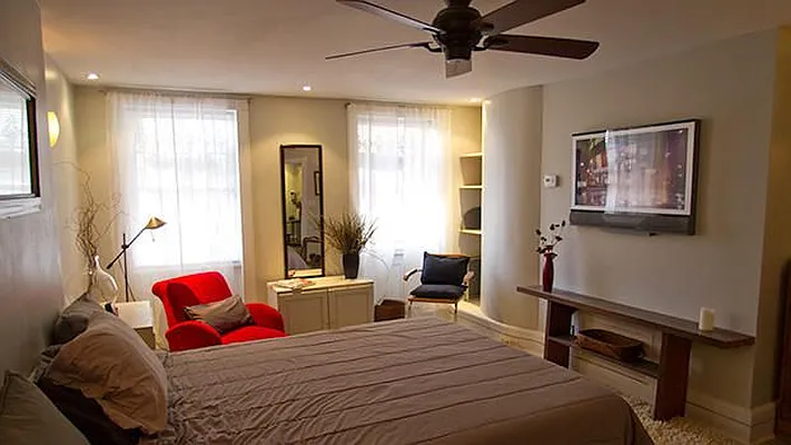 Rented by Space Consultant | media 18