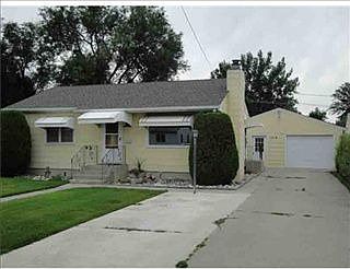 1st image of 1519 Clark Ave