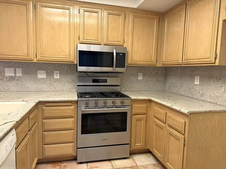 24668 El Manzano — Photo 4