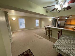 1760 Bristol Walk #E, Hoffman Estates, IL 60169