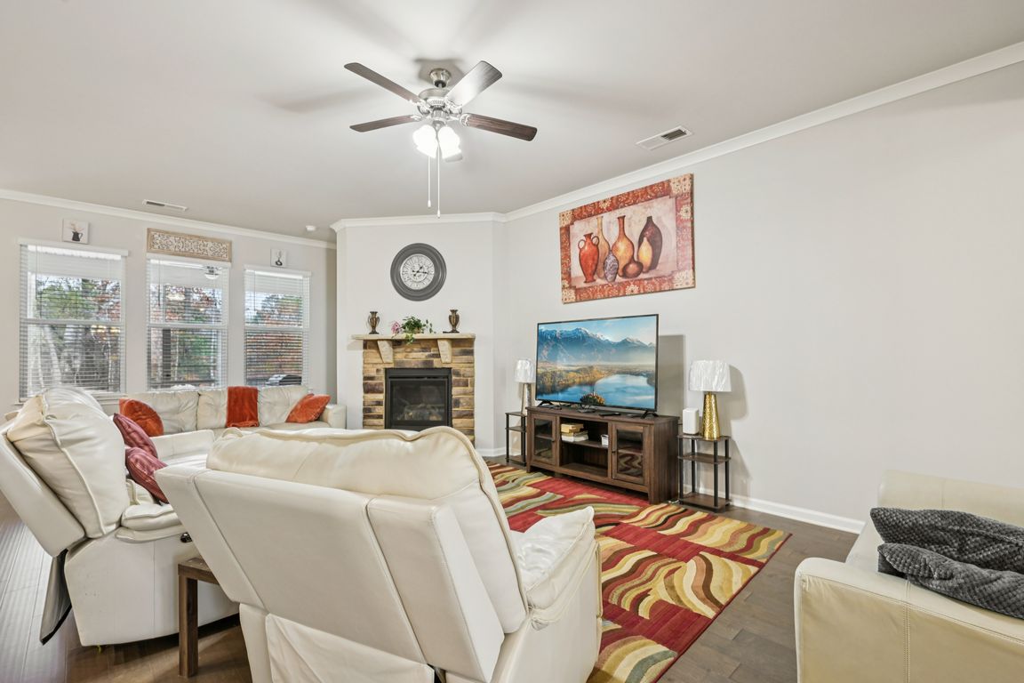 next background image