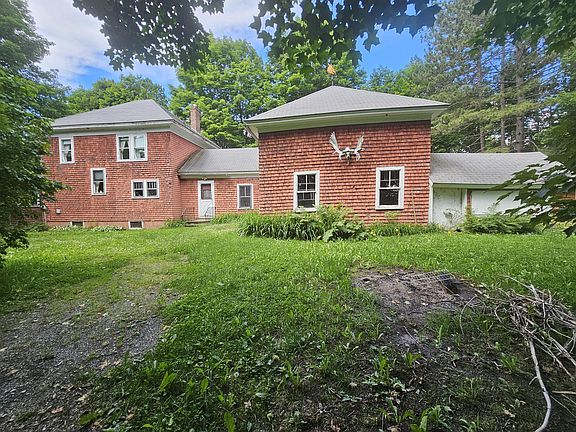 5th image of 32 Willow Street