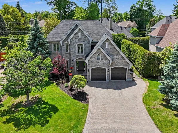 471 Boulevard De Fontainebleau, Blainville, QC J7B 1W7