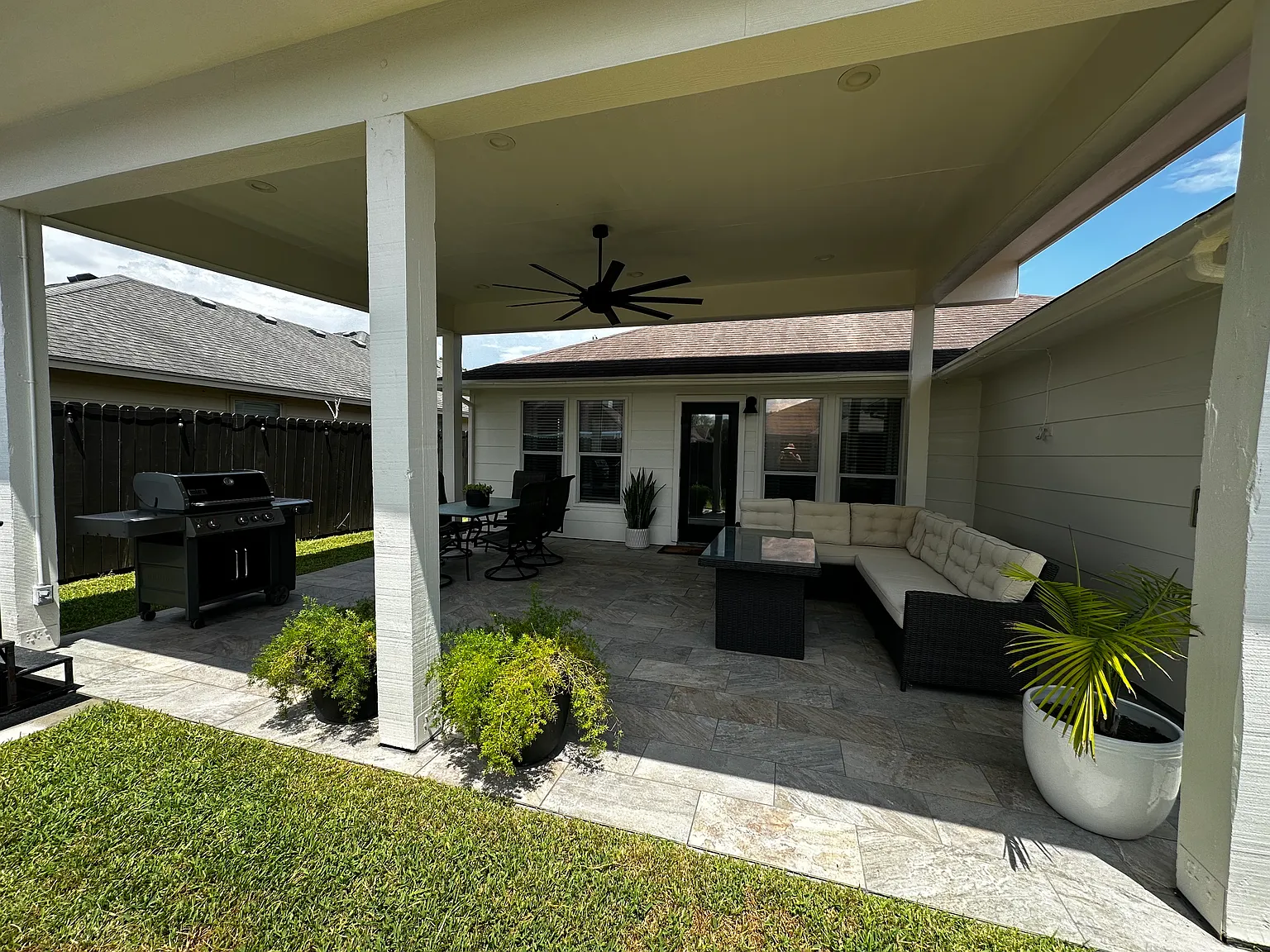 6137 Ortiz Dr — Photo 4