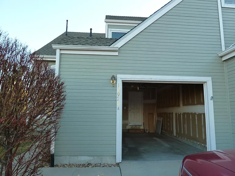 1 car garage attached