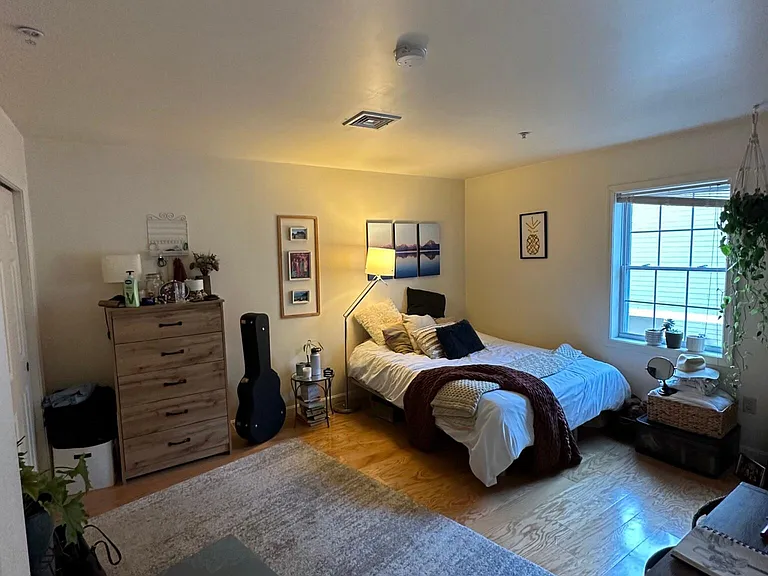 36 Raymond St #36B — Photo 12