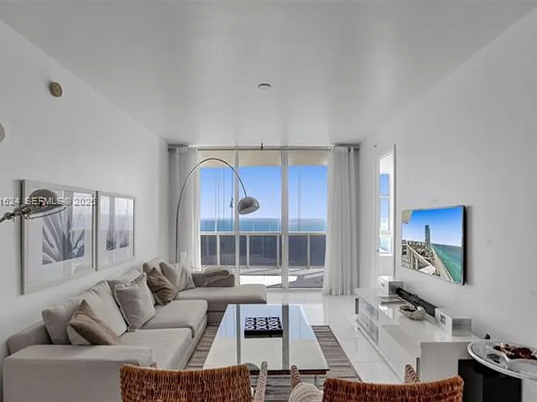 18201 Collins Ave #4108 — Photo 16