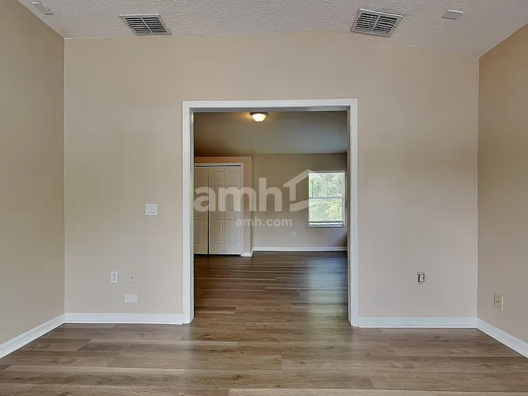 25741 Crippen Dr — Photo 25