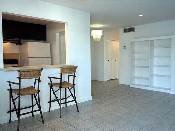 3rd image of 221 Meridian Ave APT 513