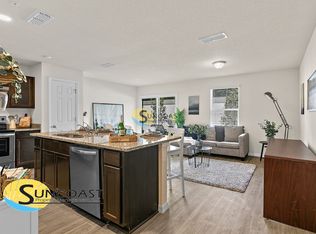 585 Century 21 Dr #2, Jacksonville, FL 32216