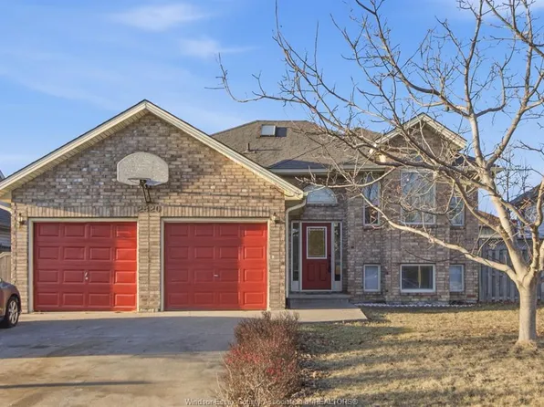 2820 Wildberry Cres, Tecumseh, ON N9K 1C2