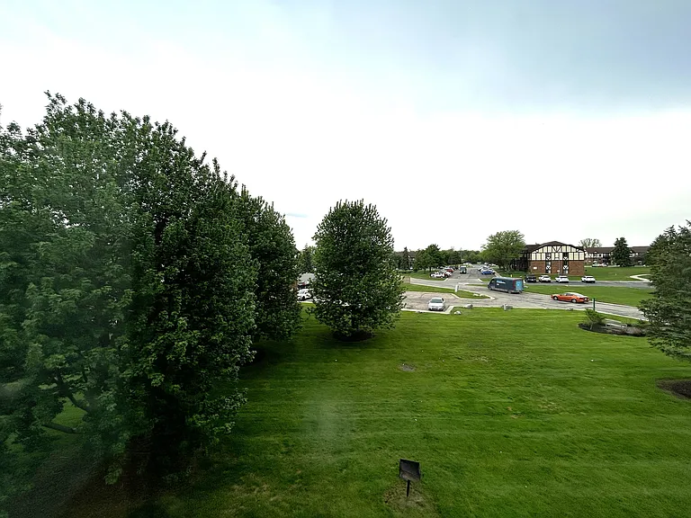 Charter Oaks Apartments — Photo 163