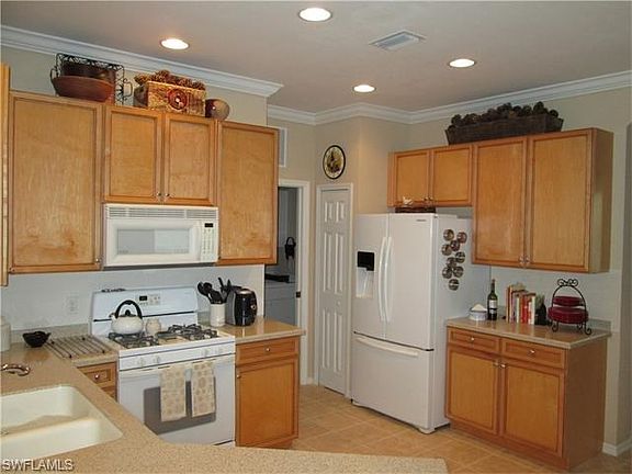 5th image of 9391 Aviano Dr