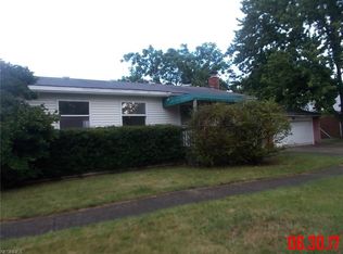 860 Jamestown Ave, Elyria, OH