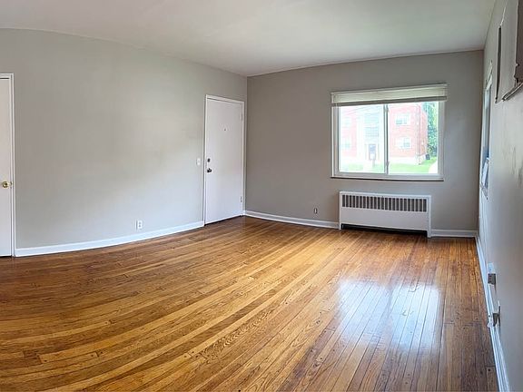 2nd image of 4437 Ridgeview Ave APT 1
