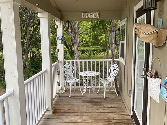 Full view of the front porch.