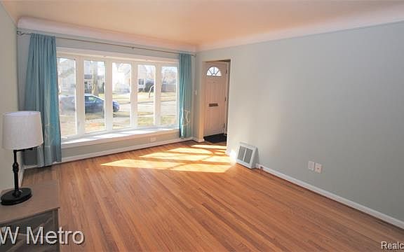 3rd image of 2438 Edgewood Blvd