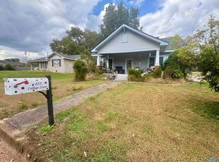 855 College St, Moulton, AL 35650
