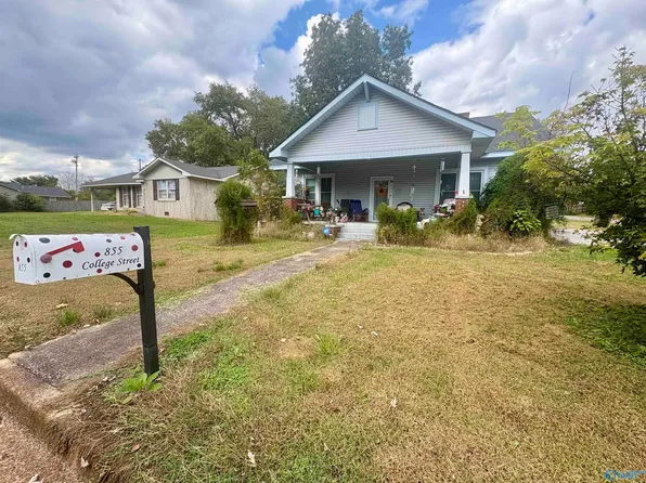 855 College St, Moulton, AL 35650