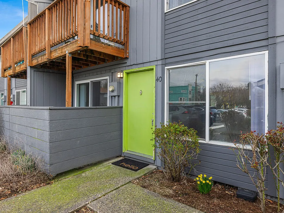 Moreland Place Apartments