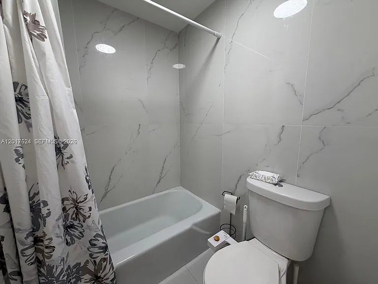 800 West Ave #441 — Photo 19