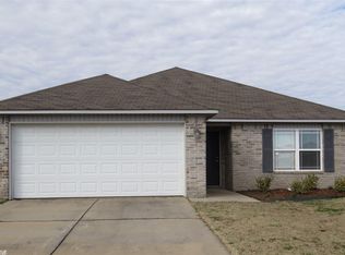1021 Aster Dr, N Little Rock, AR 72117