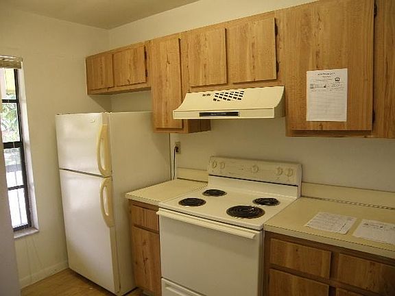 5th image of 4898 Paulie Ct APT 63
